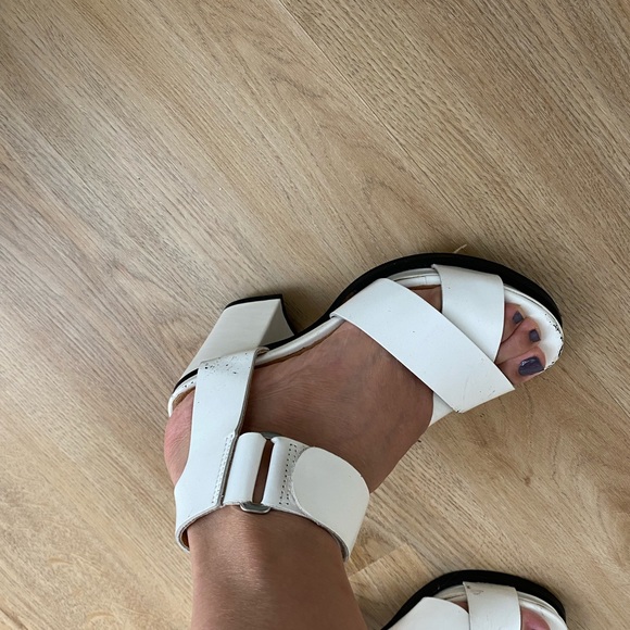 TOPSHOP PLATFORM SANDALS 7.5 - Picture 3 of 5